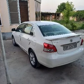 Toyota Yaris 2008