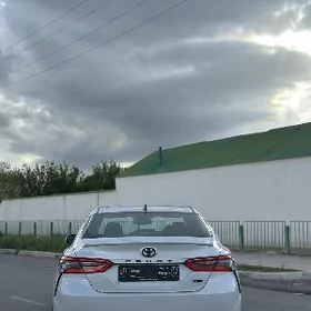 Toyota Camry 2022