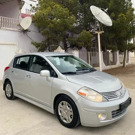 Nissan Versa 2010