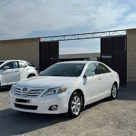 Toyota Camry 2010