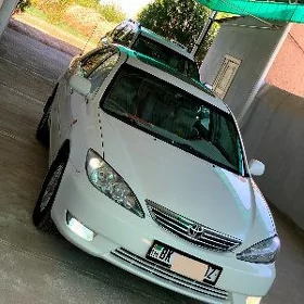 Toyota Camry 2004