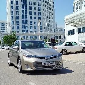 Toyota Avalon 2015