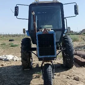 MTZ 80 2000