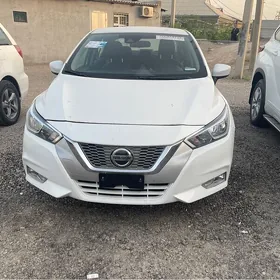 Nissan Versa 2022