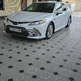 Toyota Camry 2023