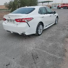 Toyota Camry 2020
