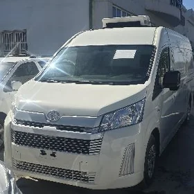 Toyota Hiace 2020