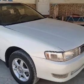 Toyota Cresta 1993