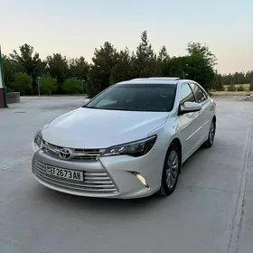 Toyota Camry 2016
