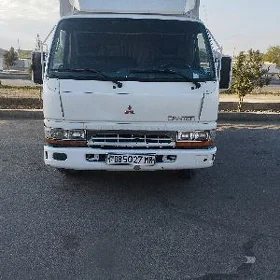 Mitsubishi Canter 2004