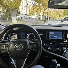 Toyota Camry 2022