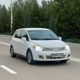 Nissan Versa 2010