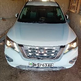 Nissan Pathfinder 2020