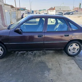 Opel Vectra 1990