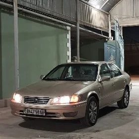 Toyota Camry 2000