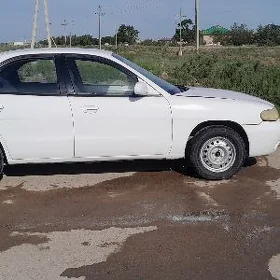 Daewoo Nubira 1998