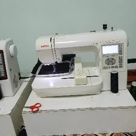 Janome 200E