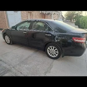 Toyota Camry 2010
