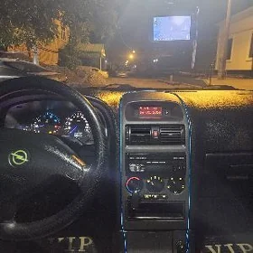 Opel Astra 2003