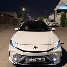 Toyota Camry 2024