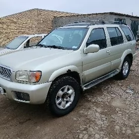 Infiniti QX4 2001