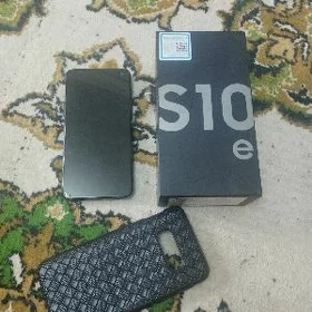 SAMSUNG S10E