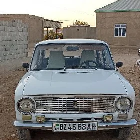Lada 2104 1980