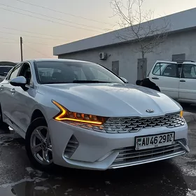 Kia K5 2021