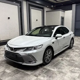 Toyota Camry 2023