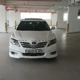 Toyota Camry 2011