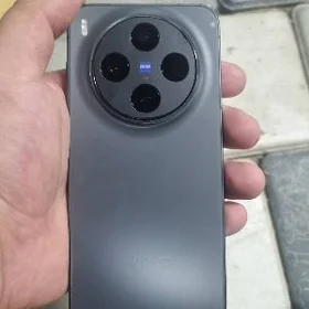 Vivo x300