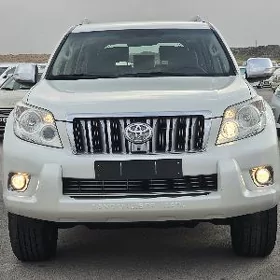 Toyota Land Cruiser Prado 2013