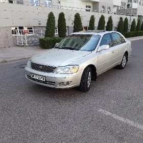 Toyota Avalon 2000