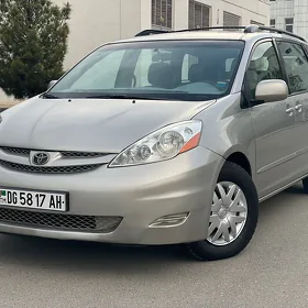Toyota Sienna 2008