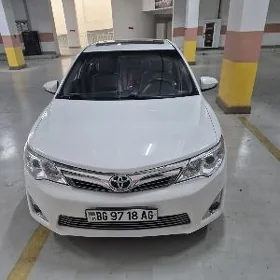 Toyota Camry 2012