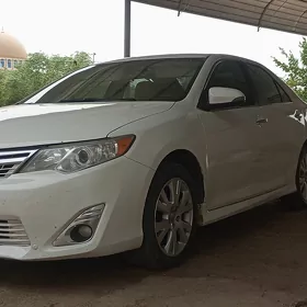 Toyota Camry 2013