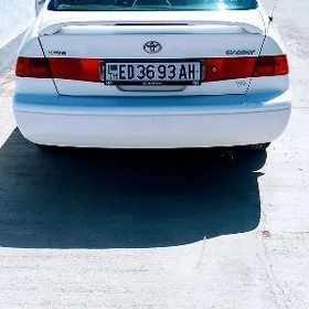 Toyota Camry 2001