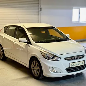 Hyundai Accent 2015