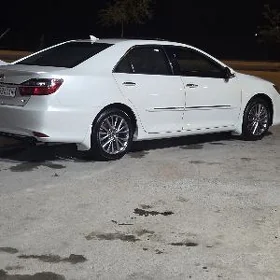 Toyota Camry 2017
