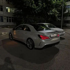 Mercedes-Benz CLA 2015