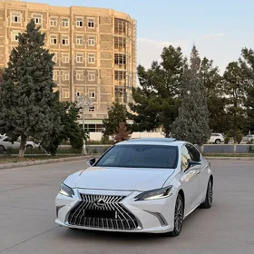 Lexus ES 350 2022