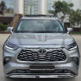 Toyota Highlander 2020