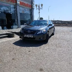 Toyota Camry 2011