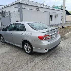 Toyota Corolla 2013