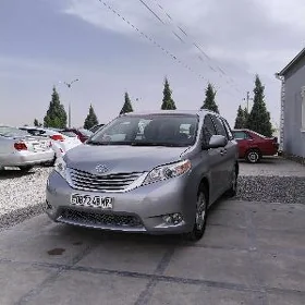 Toyota Sienna 2014