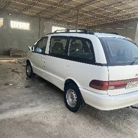 Toyota Previa 1993