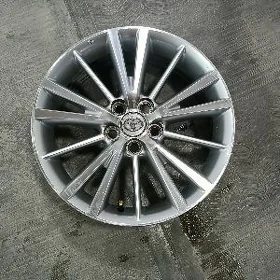 Corolla diska