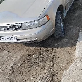 Nissan Maxima 1992