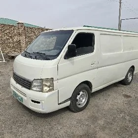 Nissan Urvan 2002
