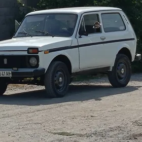 Lada Niva 1985
